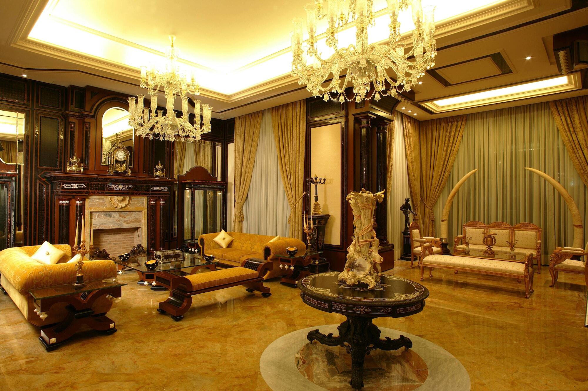 Grand Hills Hotel & Spa Brumana Exterior foto