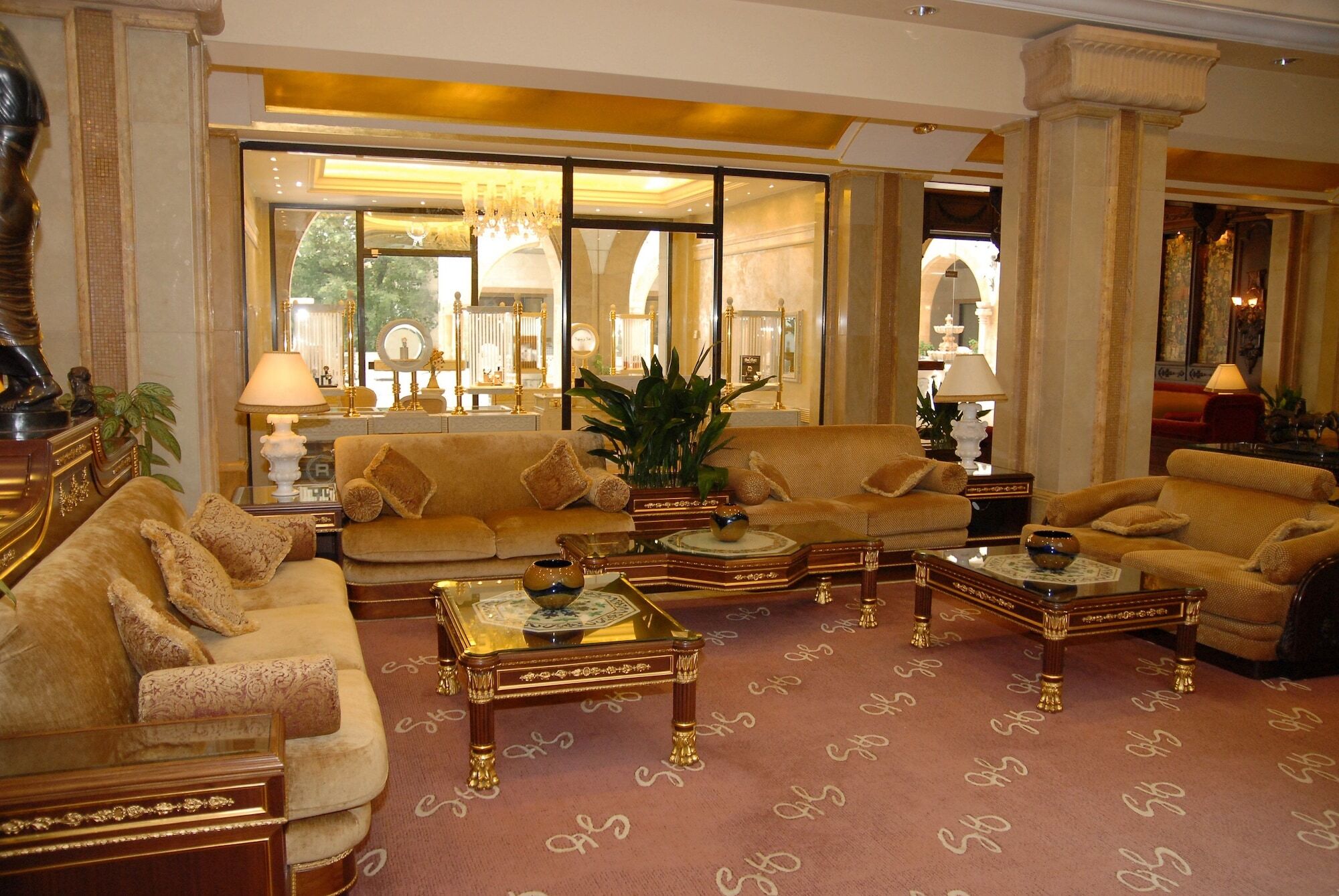Grand Hills Hotel & Spa Brumana Exterior foto